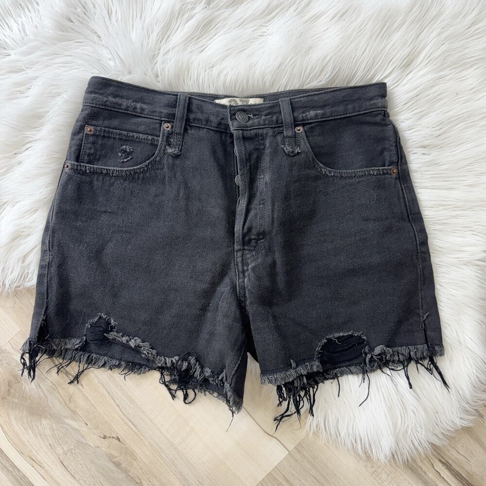 Free People We The Free Makai Black Cut off Denim Shorts Size 27 MM4079